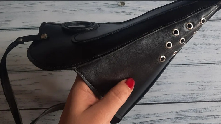 ماسک طاعون چرم مصنوعی