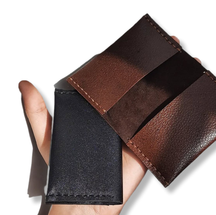 جاکارتی چرم طبیعی مینیمال